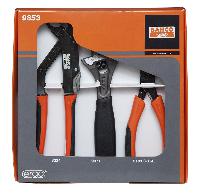 9853