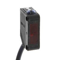 E3Z-D81 5M